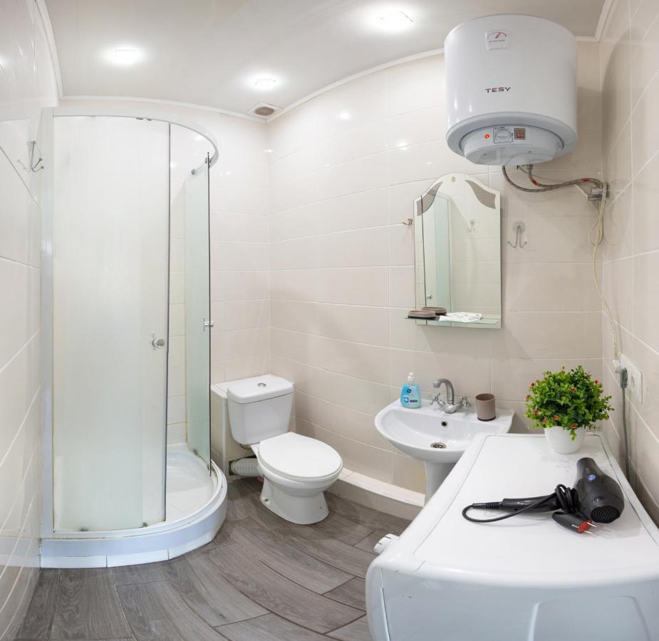 Well Located Studio - Yaroslavska Str. 21 Apartamento Carcóvia Exterior foto